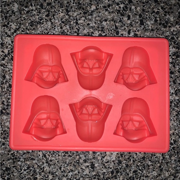 Set of 6 Star Wars silicone ice pop molds Williams Sonoma - Picture 3 of 12